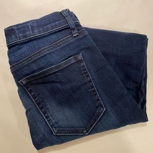 Gap Dark Wash Resolution Straight Jean Women’s 28